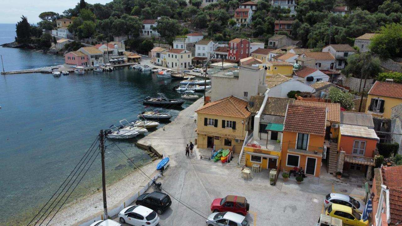 Old Harbour Apartments By Corfuescapes Gaios Exteriör bild